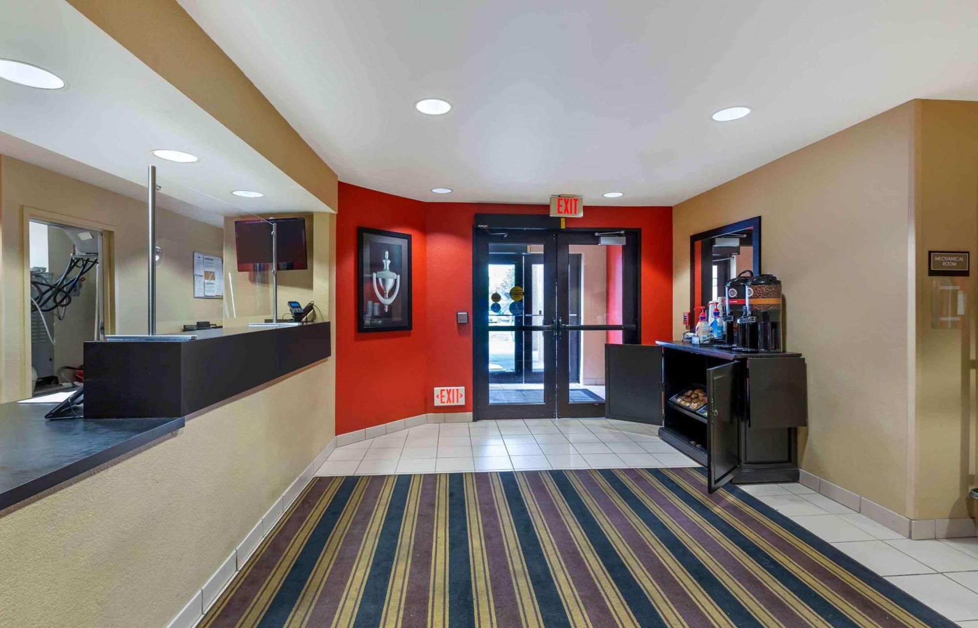 Extended Stay America Suites - Cleveland - Brooklyn Exterior foto